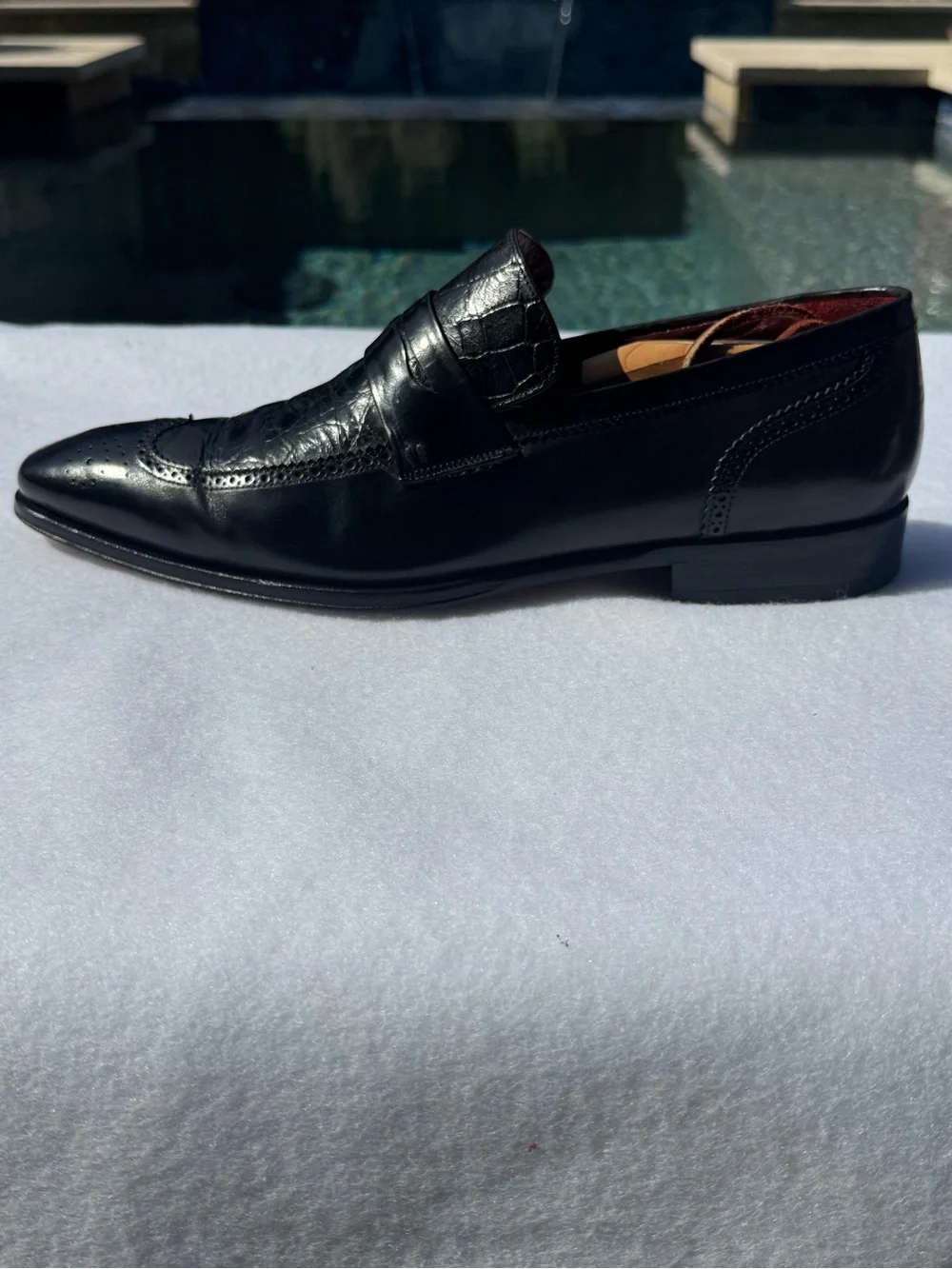 Mezlan Men's Black Leather Crocodile Slip-On Dress Loafers